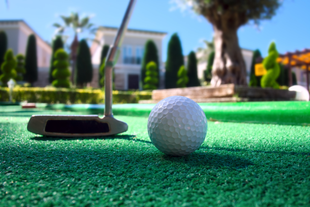 Minigolf pre veľkých aj malých